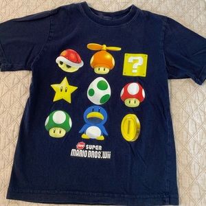 Nintendo Wii Super Mario Bros vintage boys tee